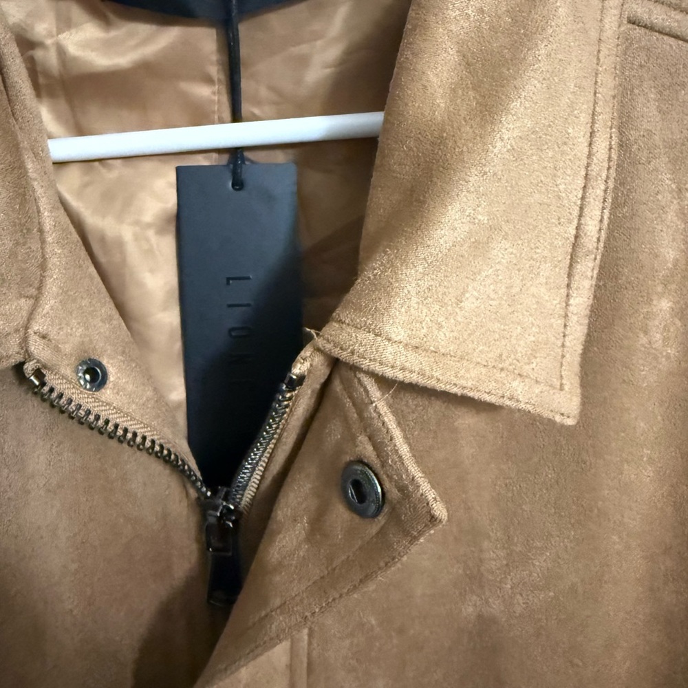 Lioness Palm desert faux suede oversized bomber jacket in “chocolate”(tan/camel) - Picture 6 of 8